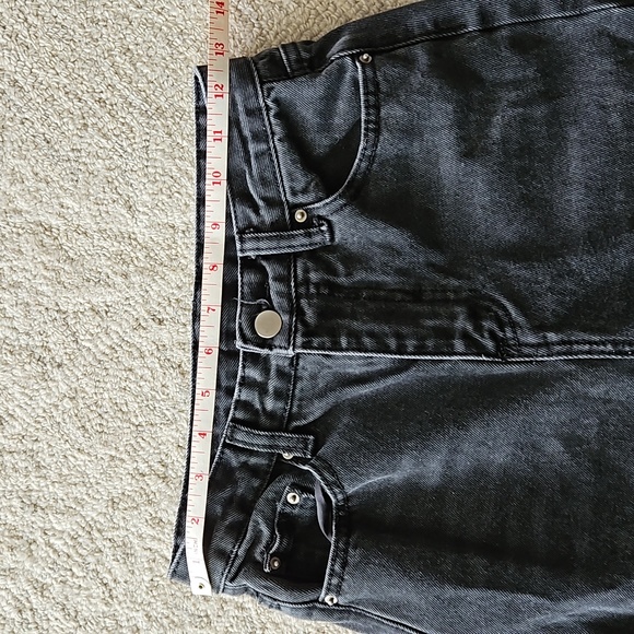 Black High-Rise Distressed Skinny Jeans Size 0 24 Waist - Picture 6 of 8